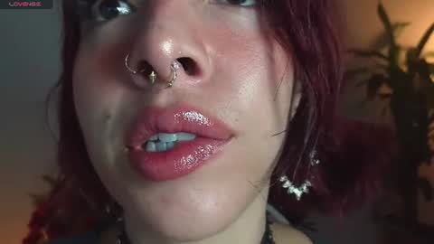 Snapshot of bri_von_dhara_ chatting on 07-17-26, 11:39 Bri online show from 07-17-26, 11:39