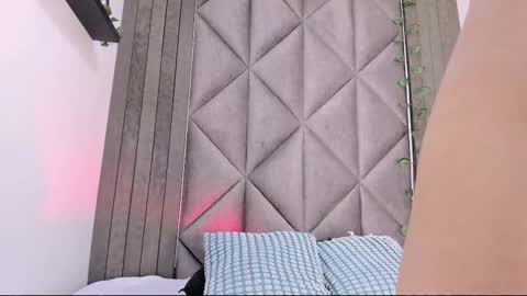 B R I A  online show from 11-24-25, 01:27