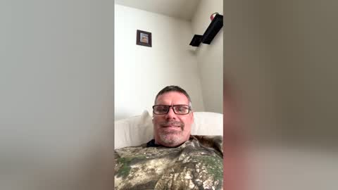 brian38431 online show from 12-14-25, 05:29