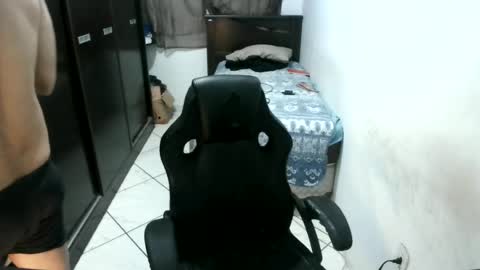 Snapshot of brianaries chatting on 06-27-26, 03:33 brianaries online show from 06-27-26, 03:33