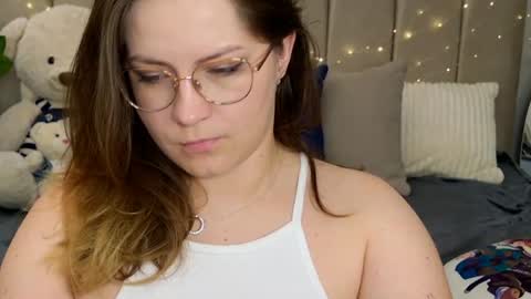 Snapshot of briarwynn chatting on 06-03-26, 10:04 briarwynn online show from 06-03-26, 10:04