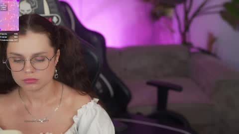 Diamonds Girls online show from 05-03-26, 02:45