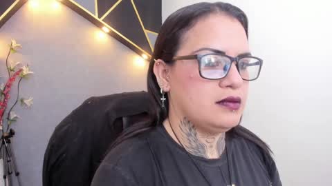 BRIGITTE online show from 04-06-26, 01:25