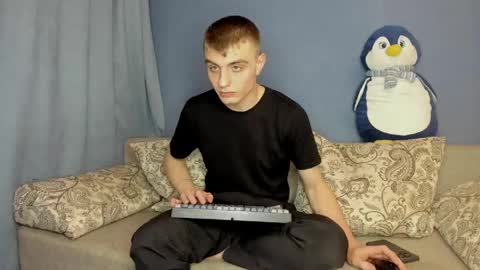 bristlebback online show from 05-26-26, 04:36