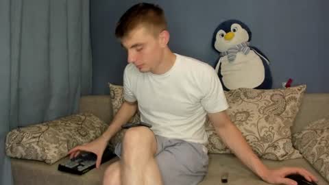 Snapshot of bristlebback chatting on 06-14-26, 03:25 bristlebback online show from 06-14-26, 03:25