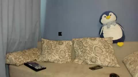 Snapshot of bristlebback chatting on 06-19-26, 01:10 bristlebback online show from 06-19-26, 01:10