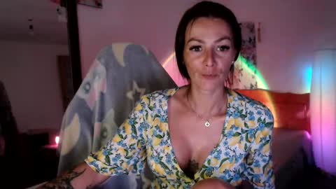 Britney online show from 05-26-26, 10:11