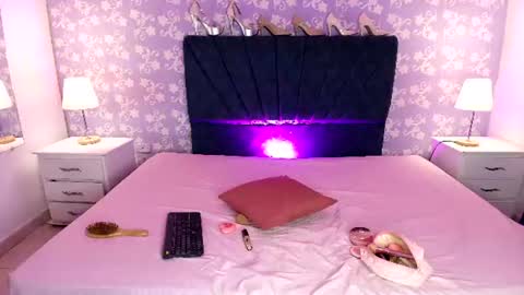 BritneySweet  online show from 06-12-26, 07:57