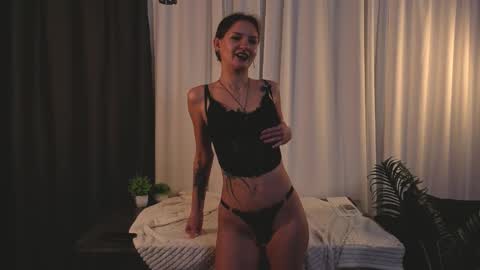 my name is Britney Im 18 years old I love to draw and want to learn to dance online show from 03-15-26, 05:41