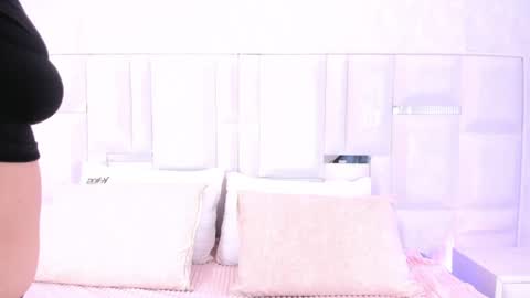 Snapshot of brittany_muse chatting on 06-27-26, 12:44 brittany_muse online show from 06-27-26, 12:44