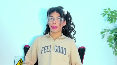 BRIYIT     online show from 02-18-25, 03:21