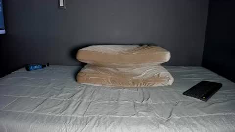 Snapshot of brockhurn_ chatting on 07-01-26, 04:14 brockhurn_ online show from 07-01-26, 04:14