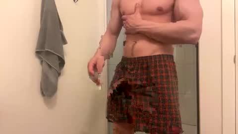 Snapshot of browndaddy4713 chatting on 03-11-26, 06:30 browndaddy4713 online show from 03-11-26, 06:30