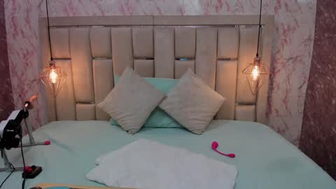 Sara  online show from 12-06-24, 01:51