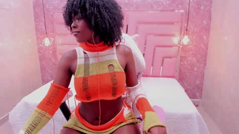 Sara  online show from 01-31-25, 09:05