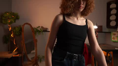 Tess online show from 04-22-26, 02:07