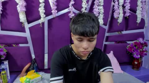 Snapshot of bruno_cruz chatting on 02-20-26, 08:05 Bruno Cruz online show from 02-20-26, 08:05