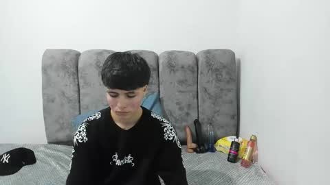 Snapshot of bruno_cruz chatting on 03-25-26, 03:34 Bruno Cruz online show from 03-25-26, 03:34