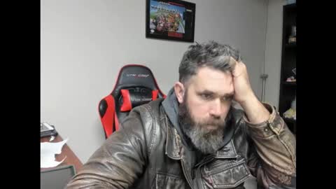 BRUTALMASTER1983 online show from 12-21-25, 08:38