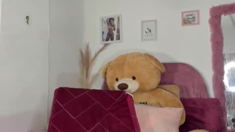Snapshot of brytany05 chatting on 06-10-26, 04:06 hot online show from 06-10-26, 04:06