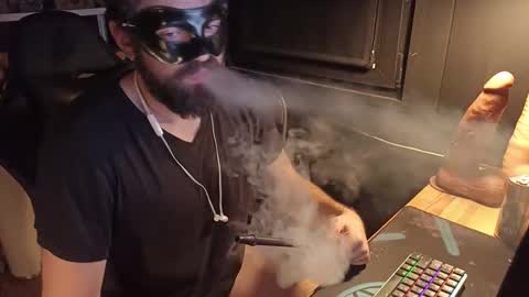 Snapshot of btarkhun chatting on 03-27-26, 01:33 Anal Orgasm online show from 03-27-26, 01:33