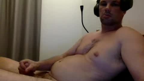 Snapshot of bubba2401 chatting on 06-30-26, 11:22 Hardausbloke online show from 06-30-26, 11:22