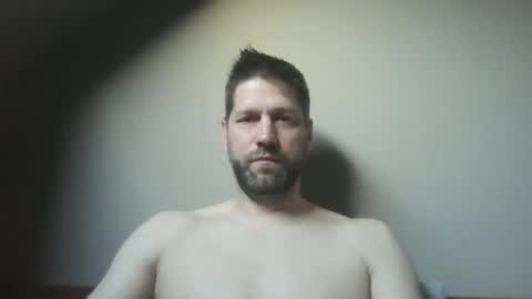 bubblebee1982 online show from 04-17-26, 05:21