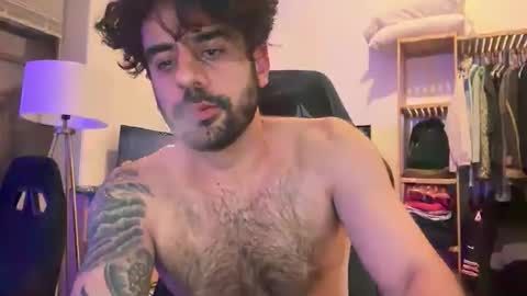 Snapshot of bubblebutt723 chatting on 04-14-26, 07:47 bubblebutt723 online show from 04-14-26, 07:47