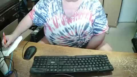Snapshot of bucku2 chatting on 04-18-26, 07:58 Bucku2 online show from 04-18-26, 07:58