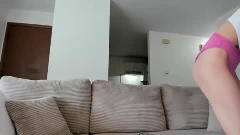 Buffy online show from 10-10-25, 06:29