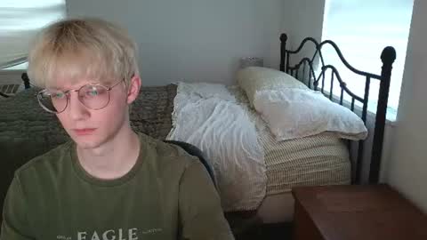 Snapshot of bugboy08 chatting on 07-20-26, 11:07 bugboy08 online show from 07-20-26, 11:07