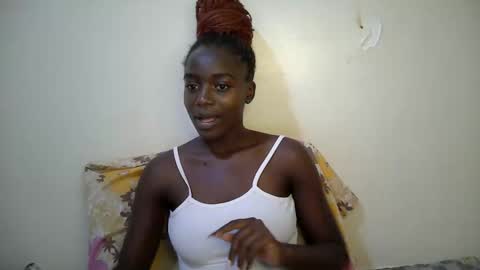 bunny_bliss1 online show from 04-23-26, 07:30