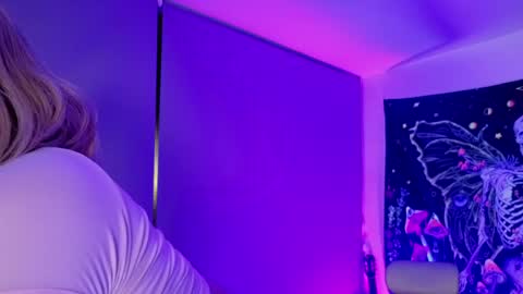   online show from 03-27-26, 03:45