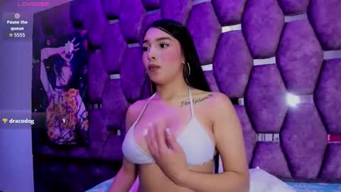 burbuja pink  online show from 05-20-26, 03:24