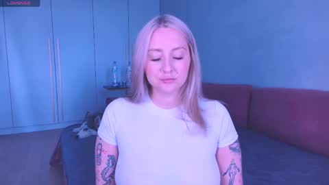 Lissa online show from 05-10-26, 03:28