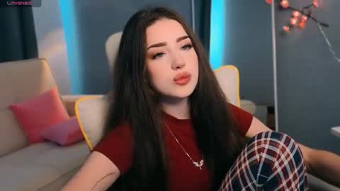 Amelia online show from 06-14-26, 04:47