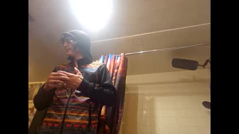 LostSingledad online show from 11-27-25, 03:08