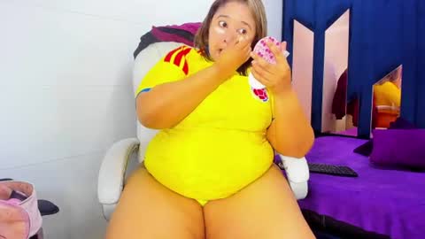 busty juicyy online show from 06-27-26, 02:23