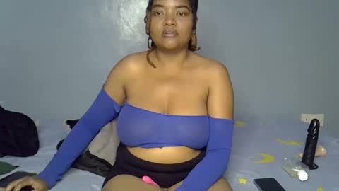 Snapshot of busty_kenzi chatting on 06-09-26, 06:52 busty kenzi online show from 06-09-26, 06:52