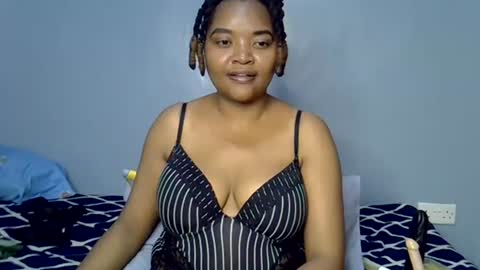 Snapshot of busty_kenzi chatting on 07-18-26, 07:50 busty kenzi online show from 07-18-26, 07:50