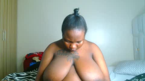 busty_mellons69 online show from 05-19-26, 06:14