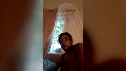 Snapshot of bustyirie chatting on 07-02-26, 12:00 bustyirie online show from 07-02-26, 12:00
