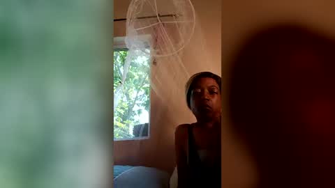 Snapshot of bustyirie chatting on 07-05-26, 12:23 bustyirie online show from 07-05-26, 12:23