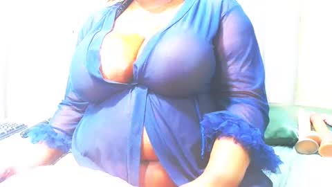bustymaturestepmum online show from 05-11-26, 02:45