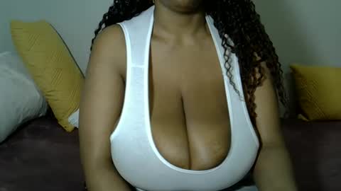 bustytessa37 online show from 05-13-26, 05:16