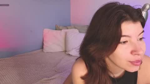 Kira online show from 05-04-26, 10:44