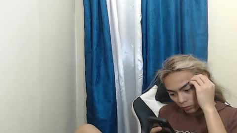 caitessa_bellemoir online show from 03-11-26, 02:01