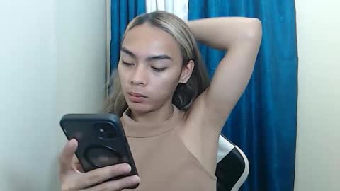 caitessa_bellemoir online show from 03-22-26, 08:45