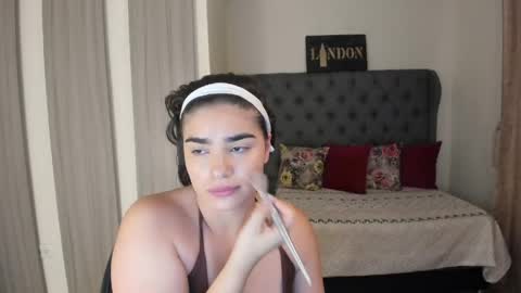 caitlingomez0 online show from 04-02-26, 09:51