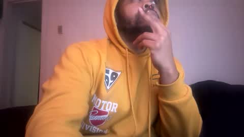 Snapshot of cakezoverfakez chatting on 11-28-25, 12:46 longjohns online show from 11-28-25, 12:46